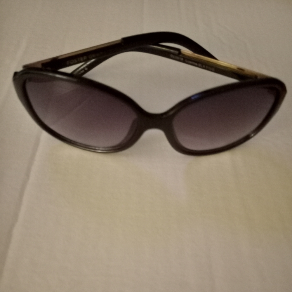 Foster Grant Sunglasses Black W/ Gold Accents